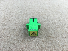 Singlemode simplex SC APC Fiber optic adapter with shutter from China Manufacturer TAEPO for Sale