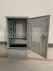 Outdoor SMC fiber street cabinet, SC, 144 fibers, single-sided, single door, plastic case splitter type, with 6 plastic case slots