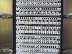 Outdoor 2400 pairs cross connection cabinet, SMC housing, with base, double-sided, for LSA module, 400pairs x 3 columns, 1450(H) x 750(W) x 540(D)mm, with 2400P back mount frame, cable clamp, cable rings, without LSA modules