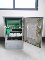 Outdoor SMC fiber street cabinet, SC, 96 fibers, single-sided, single door, plastic case splitter type, with 4 plastic case slots