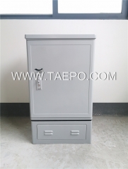 Outdoor SMC fiber street cabinet, SC, 96 fibers, single-sided, single door, plastic case splitter type, with 4 plastic case slots