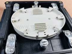 Fiber optic splice closure (FOSC), horizontal type, mechanical sealing, 24 fibers, max 24 bunchy fibers