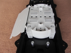 Fiber optic splice closure (FOSC), horizontal type, mechanical sealing, 96 fibers