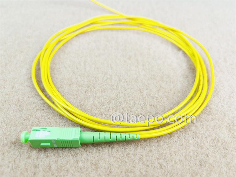 Fiber optic pigtail, singlemode 9/125um OS1,  simplex, SC/APC, 2mm, 1m